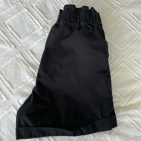 H&M Short - Picture 3 of 4